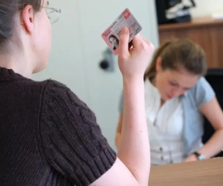 Czy spółdzielnia mieszkaniowa może żądać nr PESEL? Poznaj swoje prawa